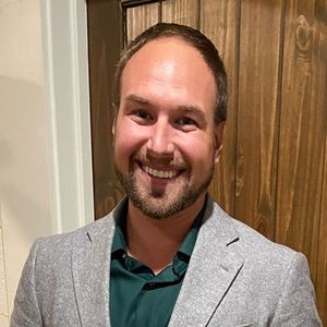 Meet your Posher, Jake